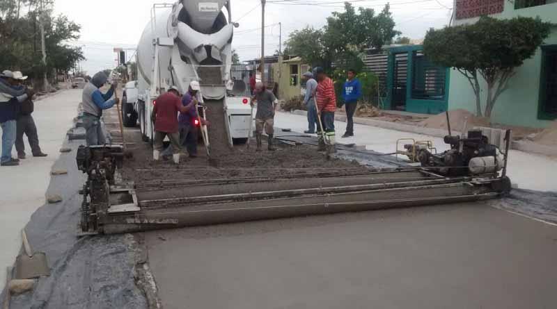Avanzan trabajos del programa estatal de pavimentación Avanzan trabajos del programa estatal de pavimentación