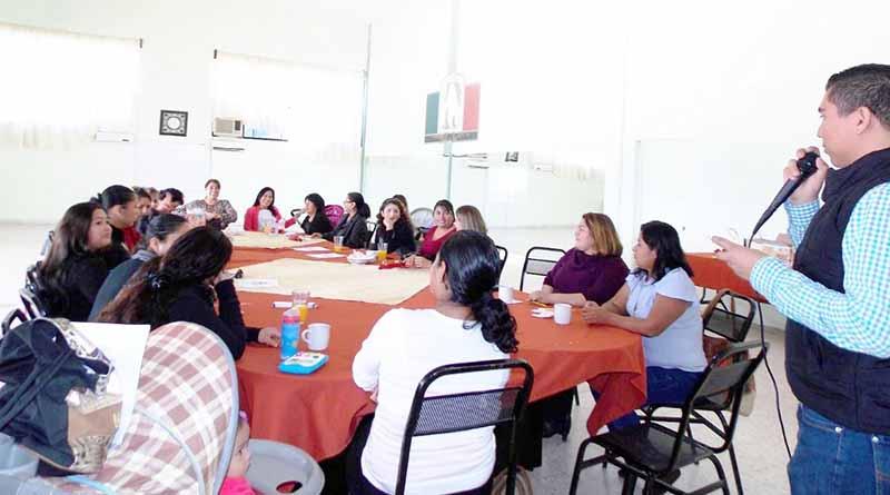 DIF Municipal Imparte Taller a Promotores Voluntarias del 17 Regimiento de Caballería Motorizada DIF Municipal Imparte Taller a Promotores Voluntarias del 17 Regimiento de Caballería Motorizada