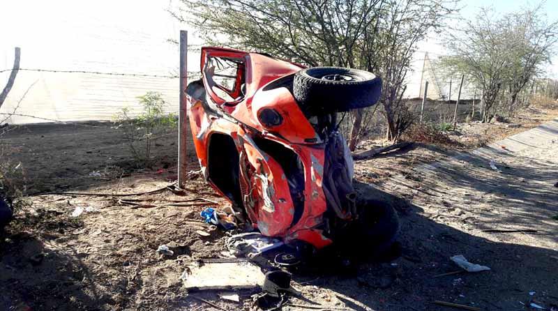 choque muertos 19 ene web Dos muertos por choque contra poste y volcadura en Melitón Albañez