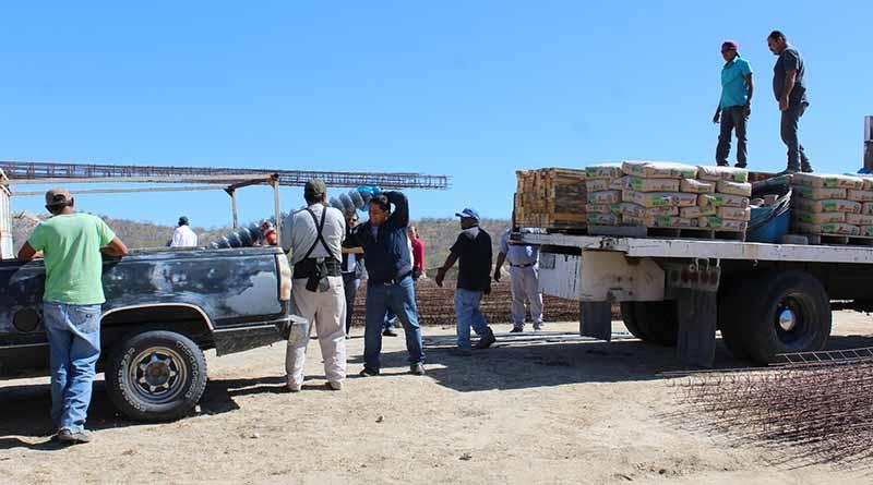 Ganaderos agradecen a gobierno municipal ser el vínculo de acceso a programas Ganaderos agradecen a Gobierno Municipal ser el vínculo de acceso a programas