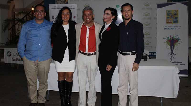 PRESENTACIÓN LIBRO Presentan libro "Madre mía, quítame lo macho"