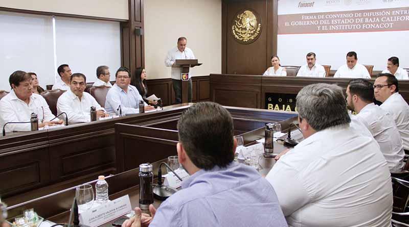 Signan convenio de difusión gobierno del estado y FONACOT Signan convenio de difusión gobierno del estado y FONACOT