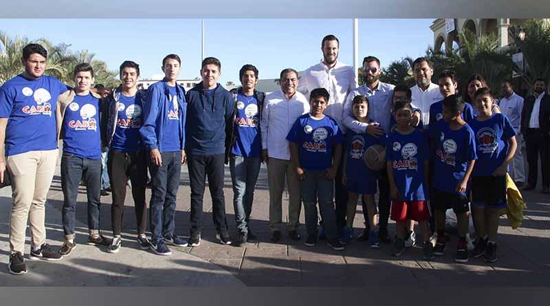 Niños agradecen al presidente municipal por su apoyo para el campamento “PURE ADVANTAGE SKILLS LOS CABOS” Niños agradecen al presidente municipal por su apoyo para el campamento “PURE ADVANTAGE SKILLS LOS CABOS”
