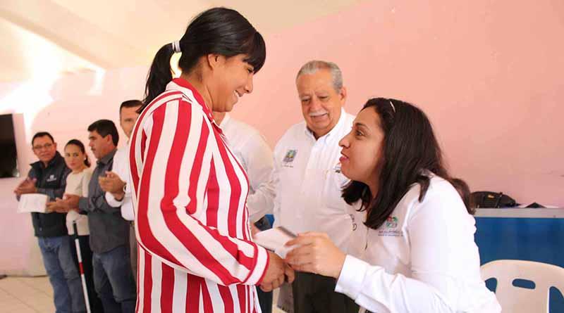 Fortalece ISIPD programa de credencialización Fortalece ISIPD programa de credencialización