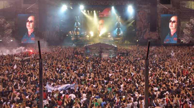 Avalancha humana en recital de rock en Argentina deja dos muertos Avalancha humana en recital de rock en Argentina deja dos muertos