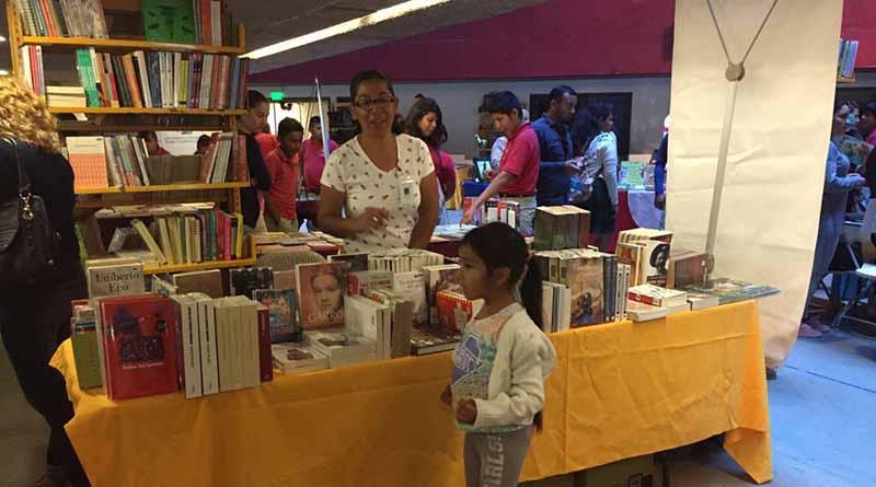 feriadellibro Escritores, homenajes y cientos de historias en el 1er Día de la Feria Sudcaliforniana del Libro y la Lectura Los Cabos