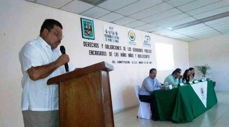 Regidor Placido López Inaugura Taller Sobre Derechos Humanos en Favor de Los Niños Regidor Placido López Inaugura Taller Sobre Derechos Humanos en Favor de Los Niños