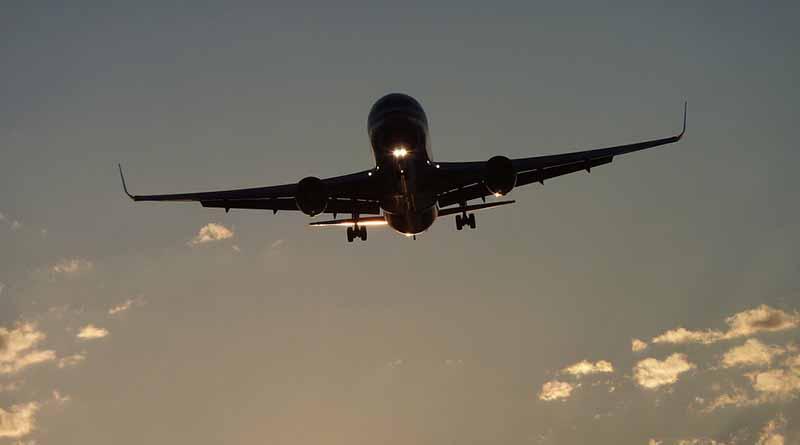 Decenas de vuelos cancelados por huelga de controladores franceses Decenas de vuelos cancelados por huelga de controladores franceses