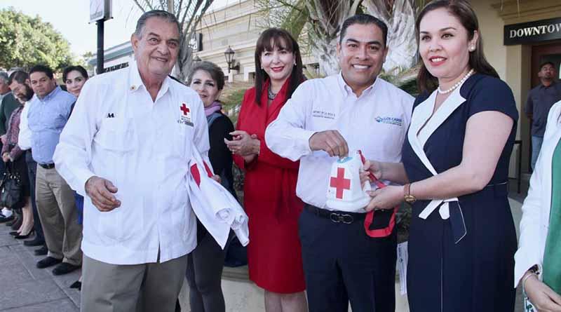 Banderazo de inicio de la colecta de Cruz Roja Mexicana Los Cabos Banderazo de inicio de la colecta de Cruz Roja Mexicana Los Cabos