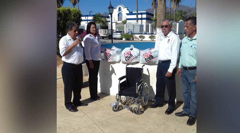 Recibe delegado de Miraflores apoyo del club gallístico de la comunidad Recibe delegado de Miraflores apoyo del Club Gallístico de la comunidad