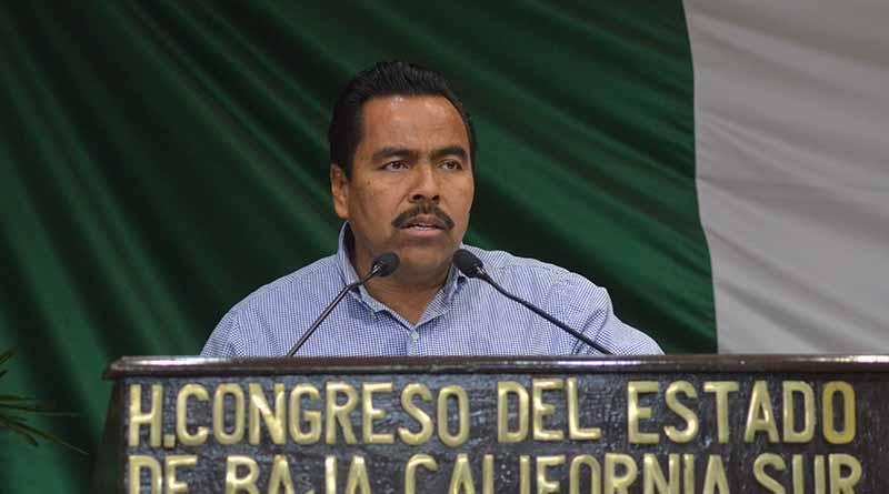 Presentan Diputados del Congreso del Estado iniciativa de reforma constitucional Presentan Diputados del Congreso del Estado iniciativa de reforma constitucional