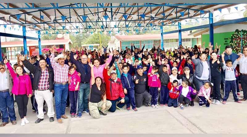 Niños y Jóvenes, Son Importantes Para Nuestro Gobierno: FPC Niños y Jóvenes, Son Importantes Para Nuestro Gobierno: FPC