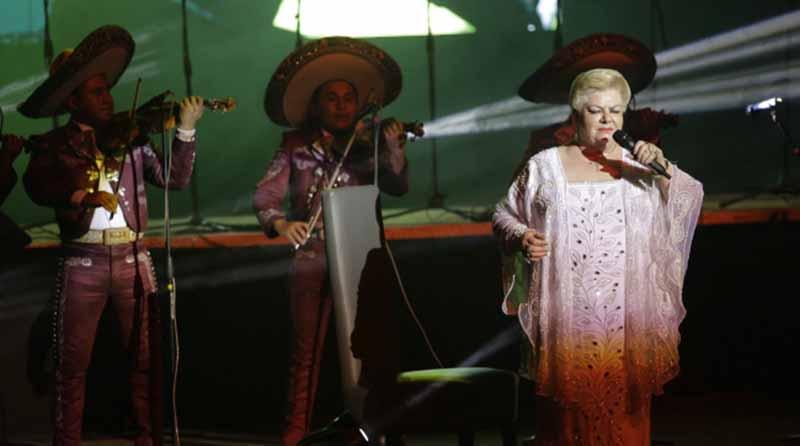 paquitayrieleros Los Rieleros del Norte y Paquita la del Barrio actuarán juntos en Los Ángeles