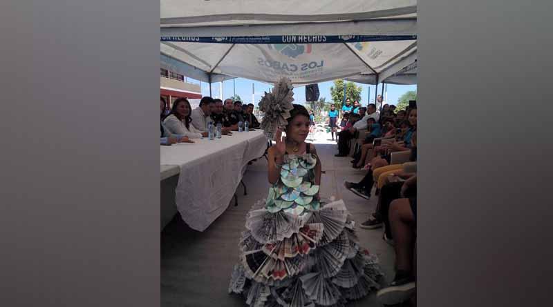 Se conmemoró “Día Mundial del Reciclaje” con un concurso de confección de vestidos en SJC Se conmemoró “Día Mundial del Reciclaje” con un concurso de confección de vestidos en SJC