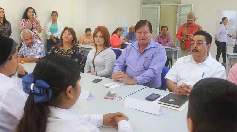 Asignan Comisiones a Integrantes del 1er. Cabildo Infantil de Comondú Asignan Comisiones a Integrantes del 1er. Cabildo Infantil de Comondú