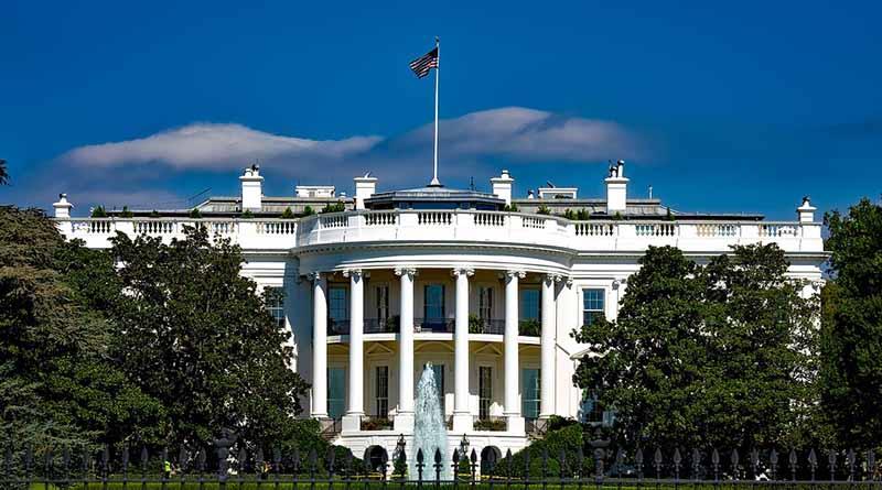 Casa Blanca defiende portada apócrifa de revista "TIME" La Casa Blanca estrena cuarto jefe de gabinete