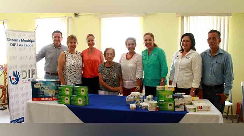 Recibe DIF Los Cabos donación de la organizadora del festival “Sabores de La Baja” Recibe DIF Los Cabos donación de la organizadora del festival “Sabores de La Baja”