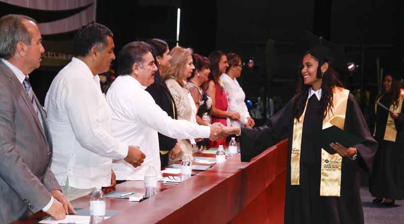 El municipio requiere de niños y niñas preparados, Alcalde de La Paz El municipio requiere de niños y niñas preparados, Alcalde de La Paz