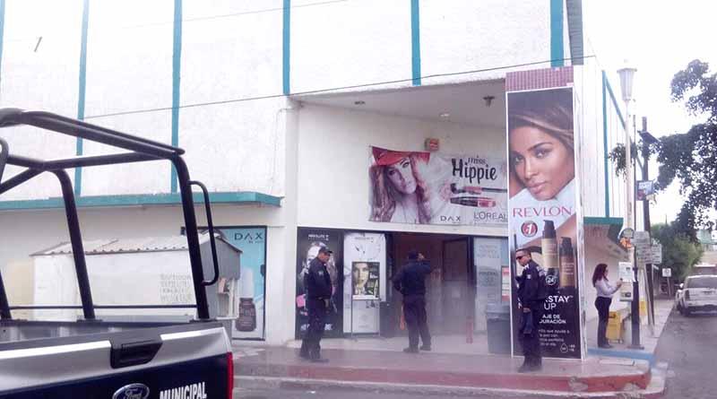 dax Sufre conato de incendio tienda DAX del centro de La Paz