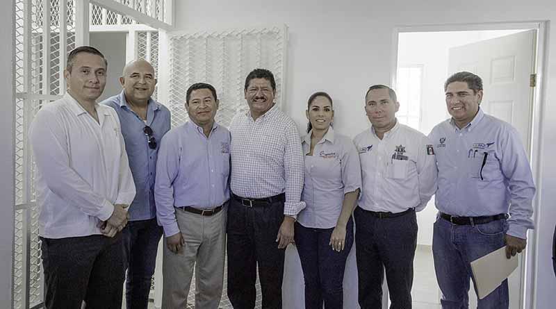Alcalde de La Paz entrega comandancia de policía en la colonia Márquez de León Alcalde de La Paz entrega comandancia de policía en la colonia Márquez de León