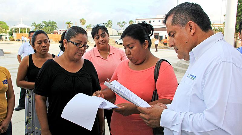 Puntual seguimiento de Gobierno Municipal a familias de fraccionamientos afectados por “Lidia” Puntual seguimiento de Gobierno Municipal a familias de fraccionamientos afectados por “Lidia”