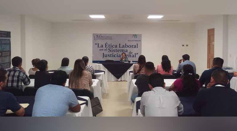 Profesionalización de operadores, prioritaria para consolidar el SJP en BCS: Álvaro De La Peña Profesionalización de operadores, prioritaria para consolidar el SJP en BCS: Álvaro De La Peña