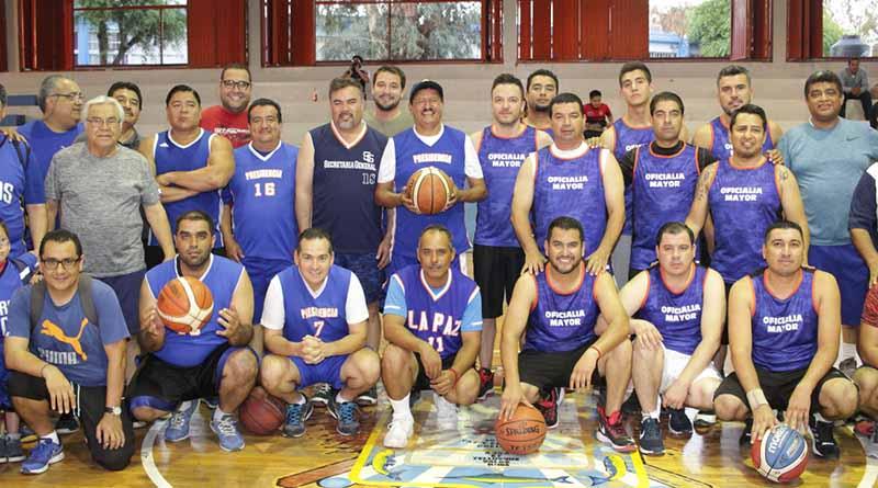 Buen inicio del Torneo de Basquetbol del Ayuntamiento de La Paz Buen inicio del Torneo de Basquetbol del Ayuntamiento de La Paz
