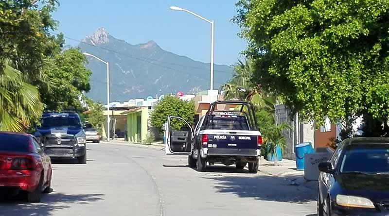 balacerasjc20sepcostadorada Balean carro en fraccionamiento Costa Dorada