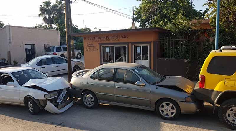 choquesjc20sep Tres autos resultan con daños, tras choque en zona centro de SJC