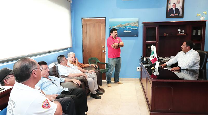 Para mejorar servicio del transporte, delegado interino dialoga con gremios organizados Para mejorar servicio del transporte, delegado interino dialoga con gremios organizados