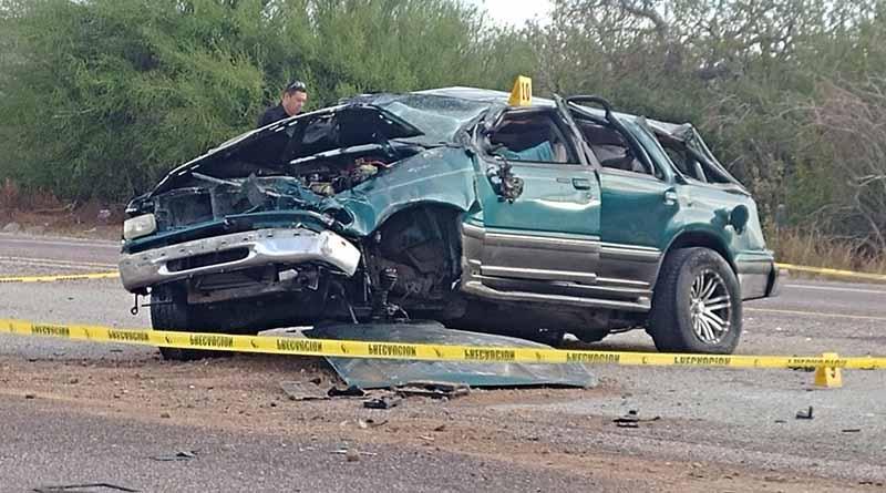 accidentelapaz5febr Volcadura en carretera SJC-La Paz deja un muerto
