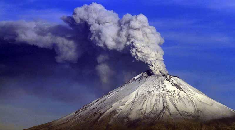 Popocatépetl emite exhalación de 1.5 kilómetros de altura Popocatépetl emite exhalación de 1.5 kilómetros de altura