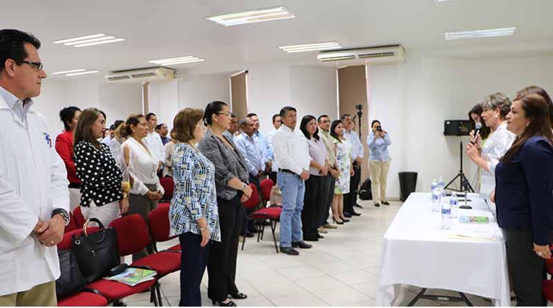 Preservar costumbres y tradiciones fortalece la identidad de los pueblos Preservar costumbres y tradiciones fortalece la identidad de los pueblos