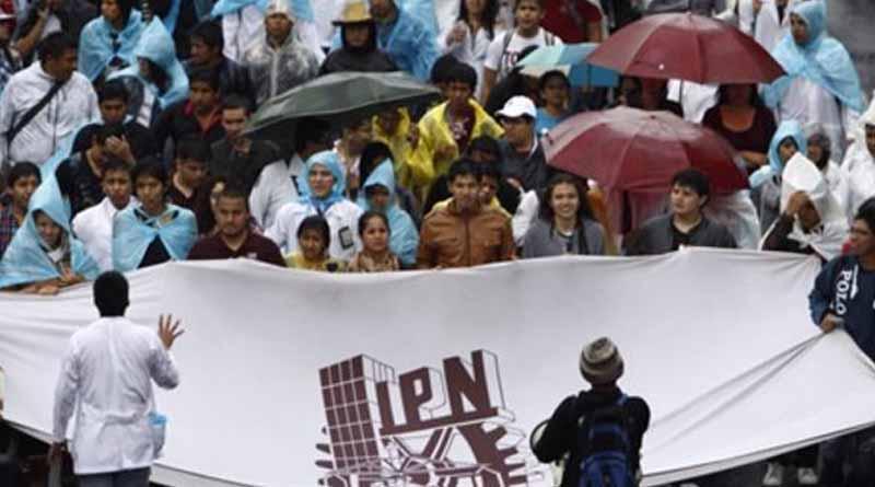 Estudiantes del Poli rechazan reanudación de diálogo con autoridades Estudiantes del Poli rechazan reanudación de diálogo con autoridades