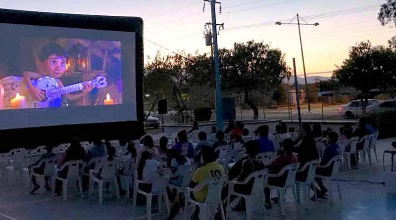 Llega programa “Cine en tu Colonia” a Santa Cruz Llega programa “Cine en tu Colonia” a Santa Cruz