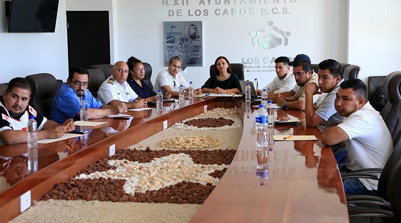 Afinan detalles Gobierno Municipal y Productores del Torneo “Los Cabos Open Surf” Afinan detalles Gobierno Municipal y Productores del Torneo “Los Cabos Open Surf”