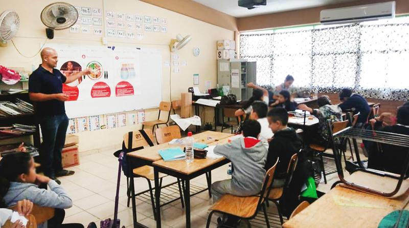 Ofrece salud orientaciones nutricionales a niños y adolescentes Ofrece salud orientaciones nutricionales a niños y adolescentes
