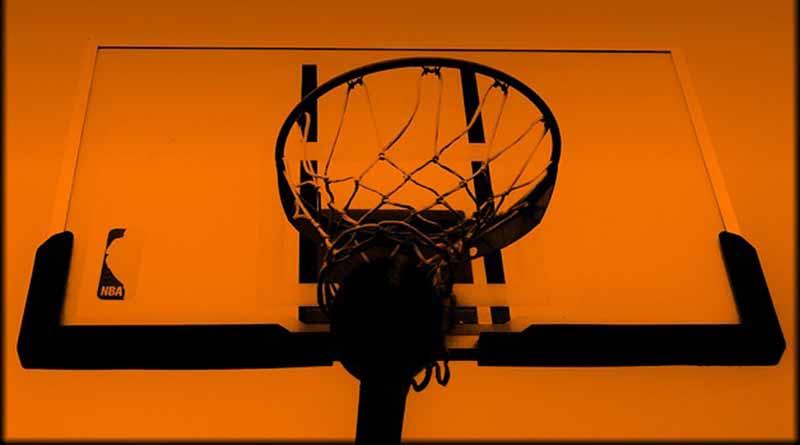 Cleveland barre a Toronto y avanza a final Conferencia Este de NBA Cleveland barre a Toronto y avanza a final Conferencia Este de NBA