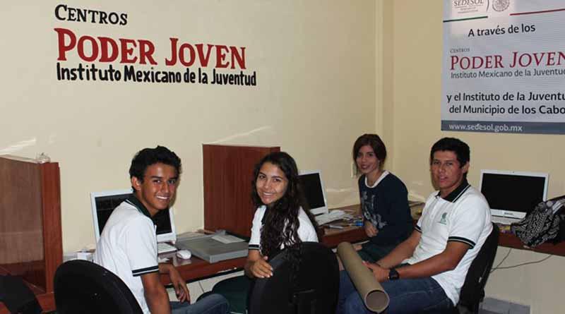 poderjoven Jóvenes cabeños beneficiados con los Centros Poder Joven