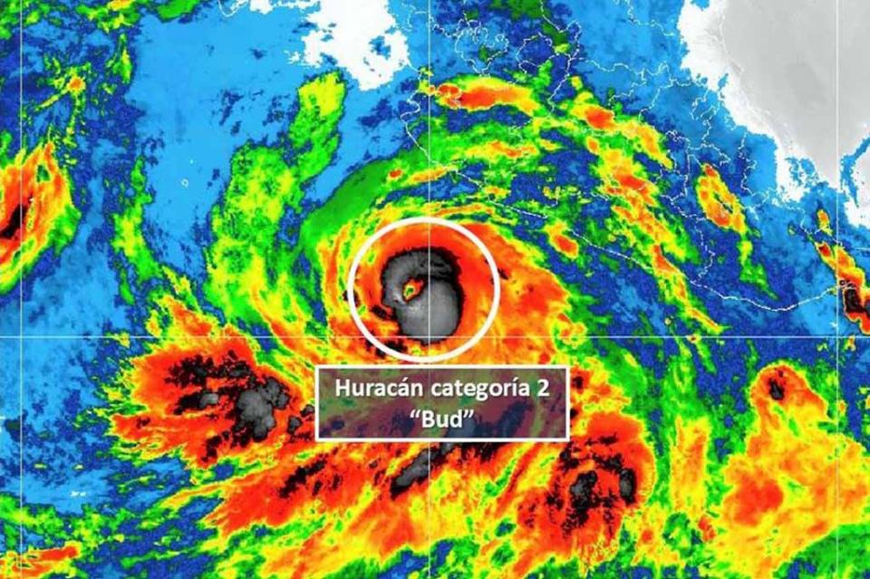 Huracán Bud alcanza la categoría 2; se localiza al sur de Jalisco Huracán Bud alcanza la categoría 2; se localiza al sur de Jalisco