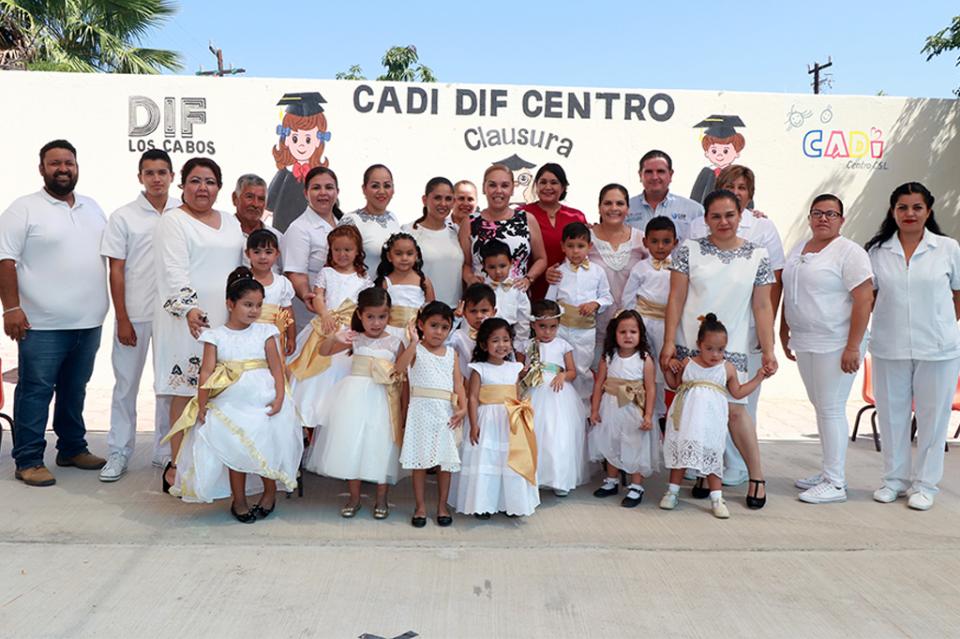 Clausuran ciclo 2017-2018 en CADI Cabo San Lucas Clausuran ciclo 2017-2018 en CADI Cabo San Lucas