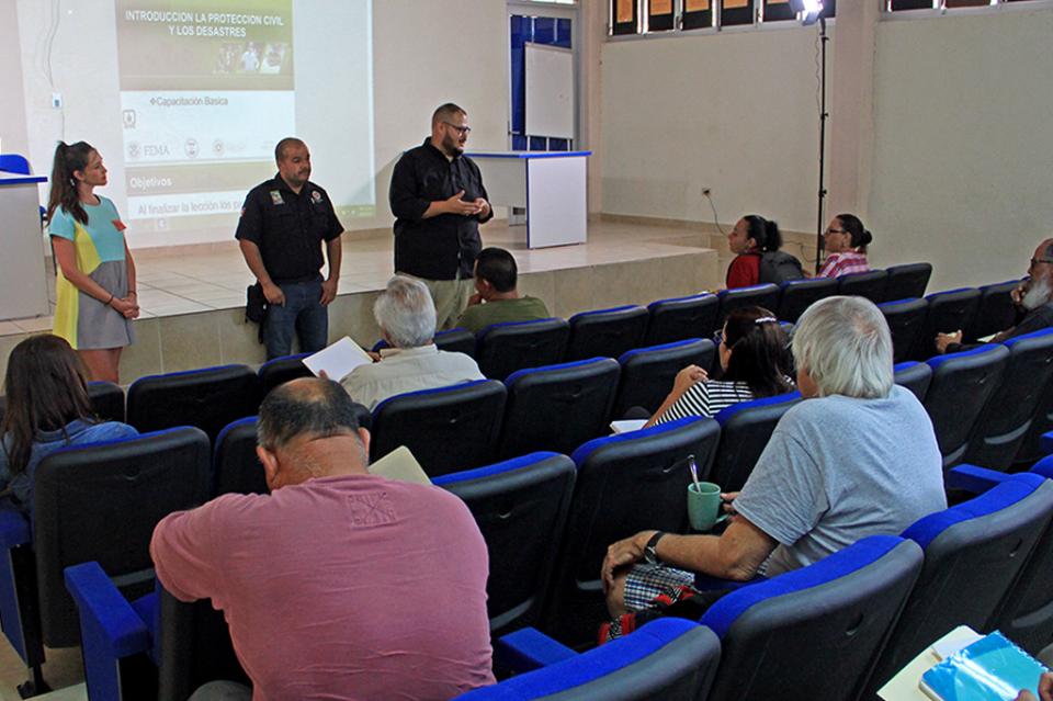 Protección Civil e iniciativa privada capacitan a trabajadores Protección Civil e iniciativa privada capacitan a trabajadores