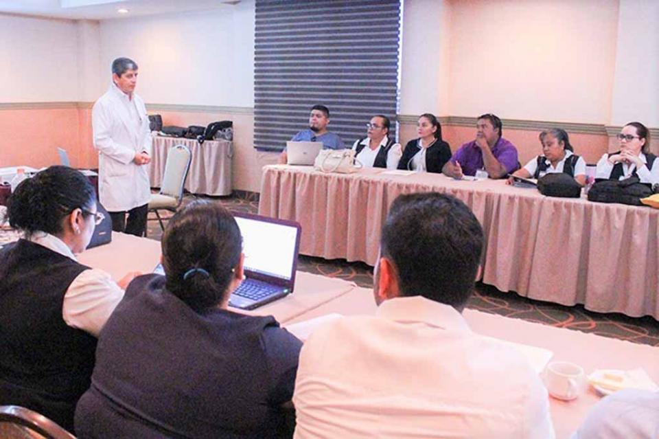 CAPACITACIÓN Refuerzan en municipios el uso de Cartilla Electrónica de Vacunación