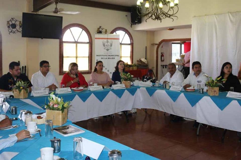 El IMMUJER llevo a cabo la última Sesión Consejo Municipal de la Mujer El IMMUJER llevo a cabo la última Sesión Consejo Municipal de la Mujer