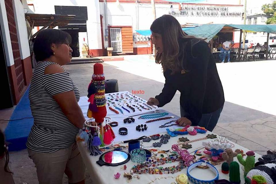 PRODUCCION Y ECONOMIA DE LAS FAMILIAS LOCALES "Los Cabos Produce" contribuye a la producción y economía de las familias locales