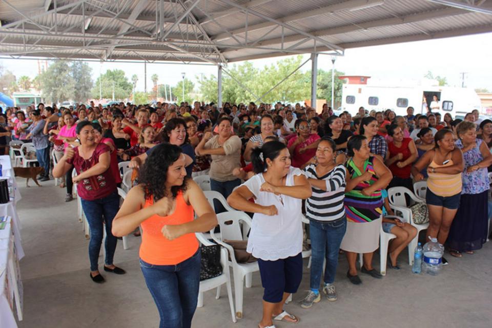 Comundeños se activaron físicamente durante Feria de Medicina Preventiva Comundeños se activaron físicamente durante Feria de Medicina Preventiva