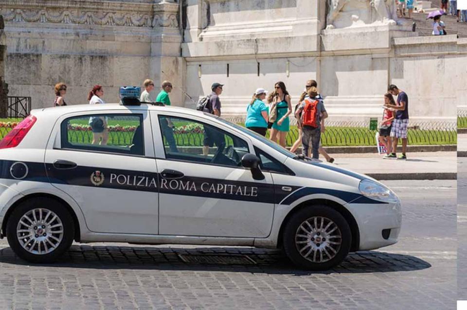 Arrestan a decenas de personas en operativo contra clan mafioso de Roma Arrestan a decenas de personas en operativo contra clan mafioso de Roma