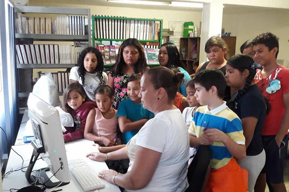 Se equiparon 3 Bibliotecas Públicas con módulos digitales en Los Cabos Se equiparon 3 Bibliotecas Públicas con módulos digitales en Los Cabos