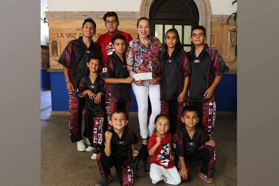 Continúa Gobierno Municipal impulsando a deportistas cabeños Continúa Gobierno Municipal impulsando a deportistas cabeños