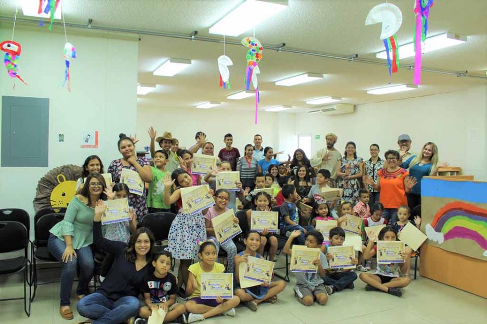 Cierre de cursos de verano “Mis Vacaciones En La Biblioteca” Cierre de cursos de verano “Mis Vacaciones En La Biblioteca”